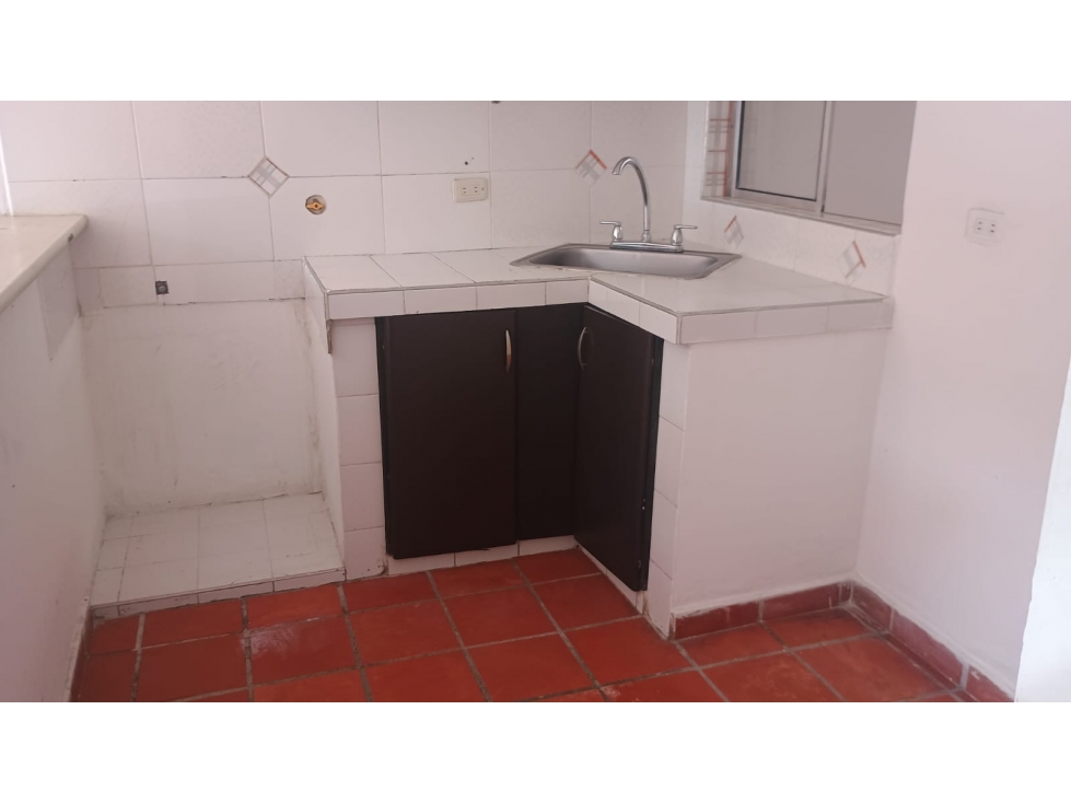 VENDEMOS CASA 2 PISOS - PASEO CATALUÑA / PIEDECUESTA — foto 5