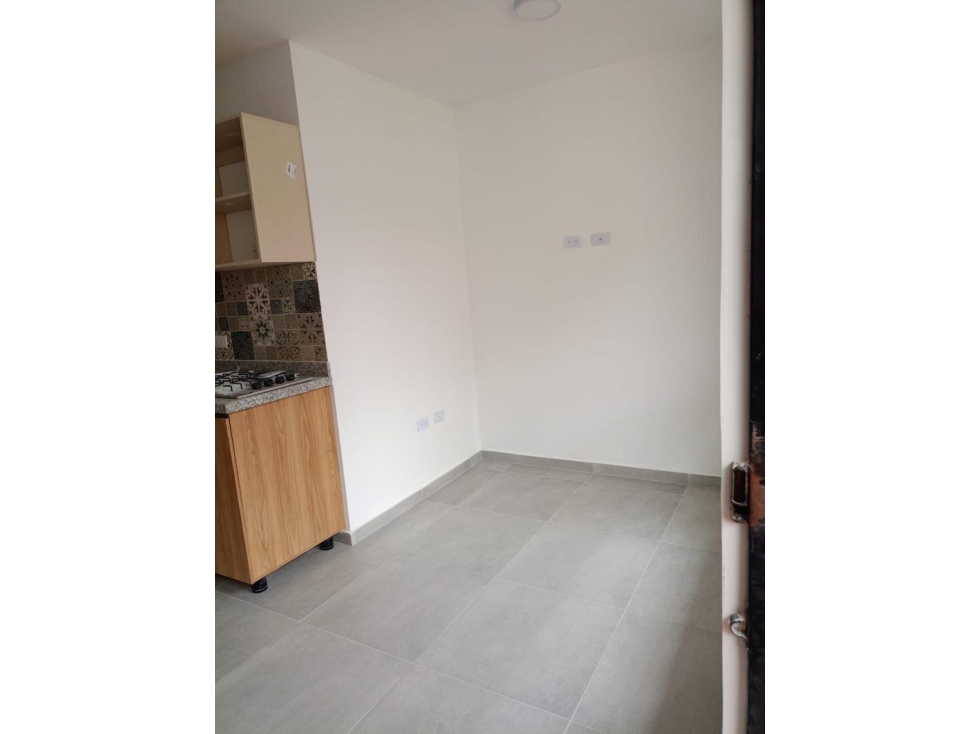 VENDEMOS APARTAMENTO 3 PISO - PUERTO MADERO- GIRON — foto 3