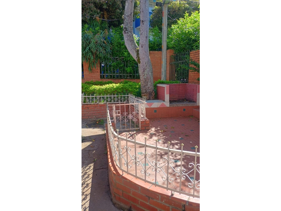 VENDEMOS CASA 2 PISOS - LAGOS 3 / FLORIDABLANCA