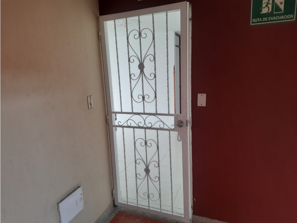 VENDEMOS APARTAMENTO - PARQUE SAN AGUSTIN - FLORIDABLANCA — foto 2