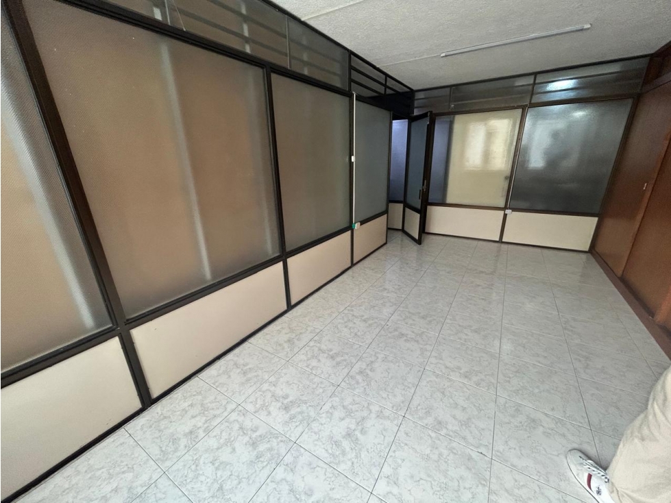 ARRIENDO OFICINA CENTRO BUCARAMANGA - 2