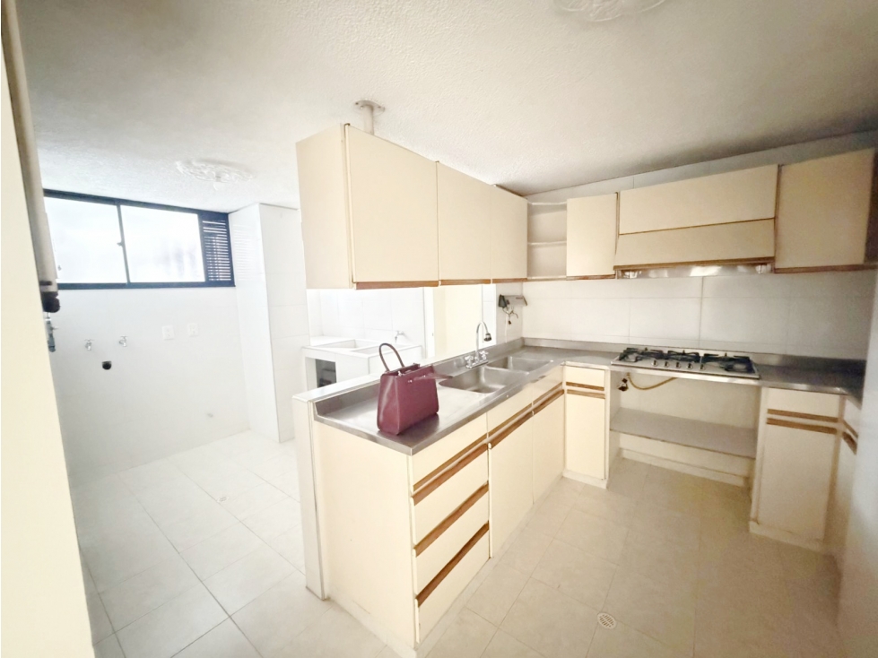 VENDO APARTAMENTO CABECERA — foto 5