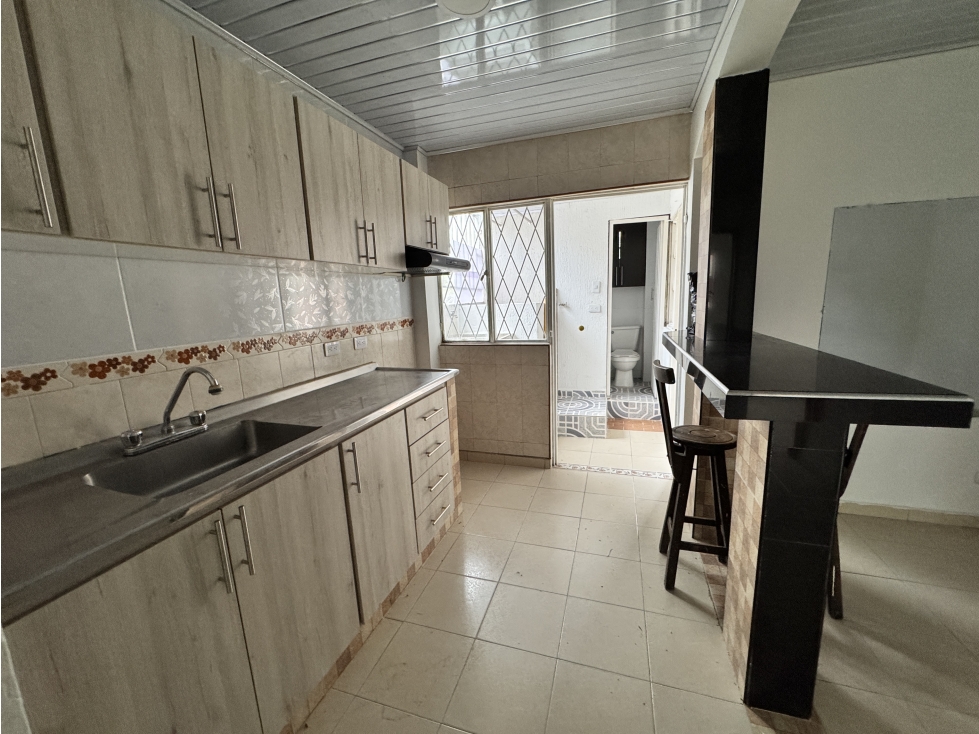 ARRENDAMOS APARTAMENTO EN VILLA LUZ / FLORIDABLANCA - 2