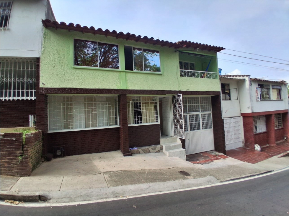 VENDEMOS CASA 2 PISOS - LAGOS I / FLORIDABLANCA