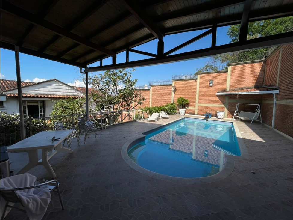 VENDO CASA LAGOS DEL CACIQUE — foto 2