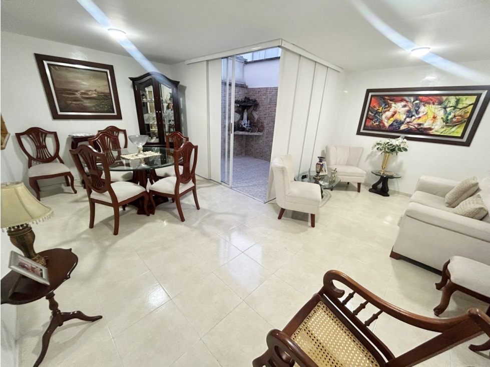 VENDEMOS CASA VERSALLES / FLORIDABLANCA — foto 2