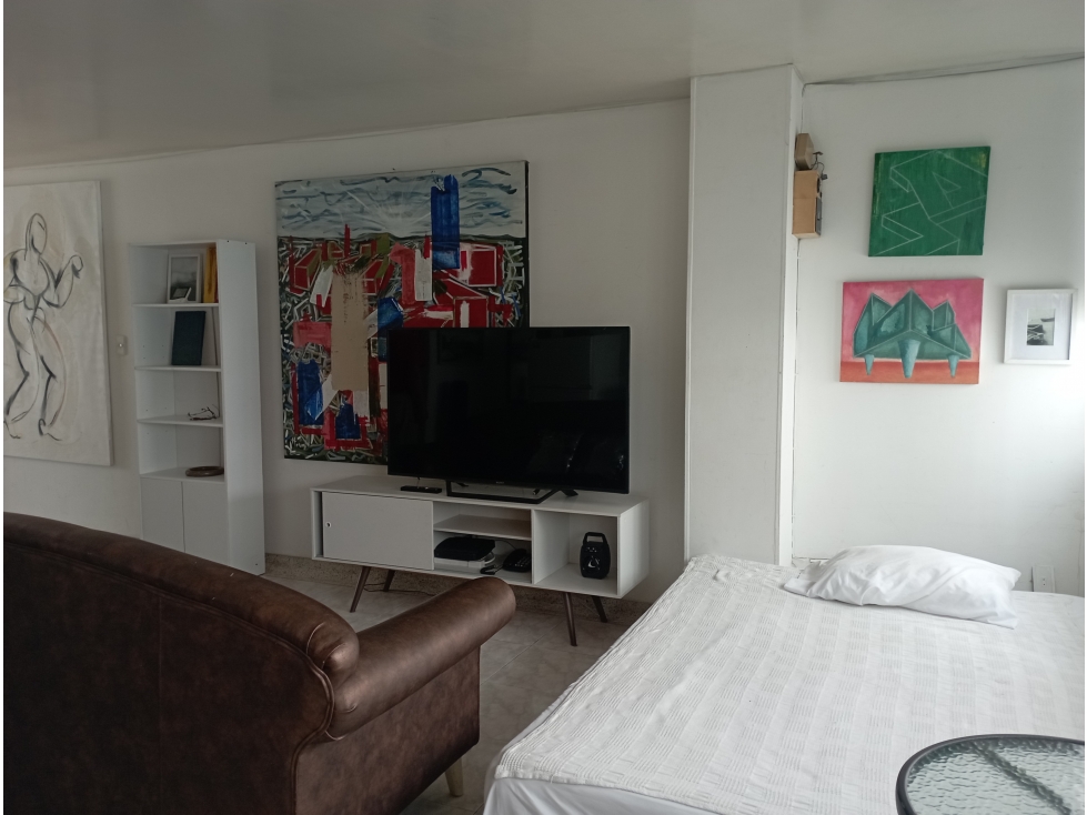 VENDO APARTA ESTUDIO / CENTRO — foto 2