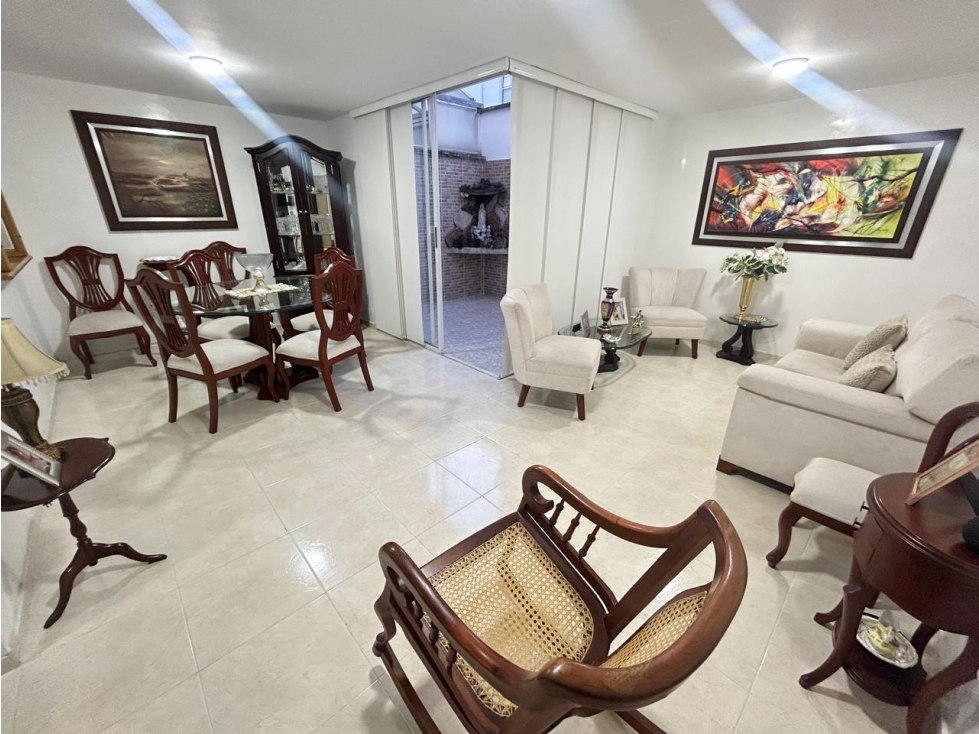 VENDEMOS CASA VERSALLES / FLORIDABLANCA