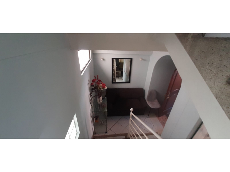 VENDEMOS CASA DE 3 PISOS - PROVENZA - 5