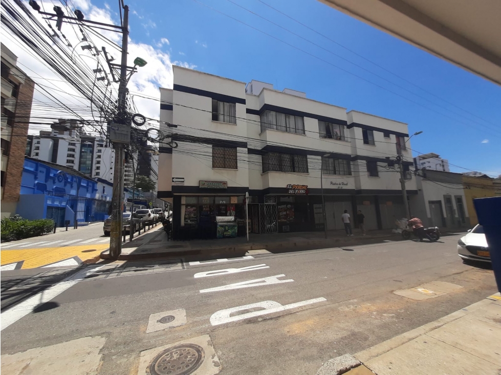 VEENDEMOS EDIFICIO ESQUINERO - BOLIVAR - 3