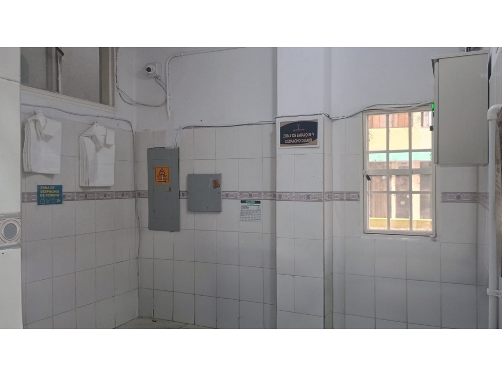 VENDEMOS CASA ESQUINERA - EL DIVINO NIÑO / PIDECUESTA — foto 2