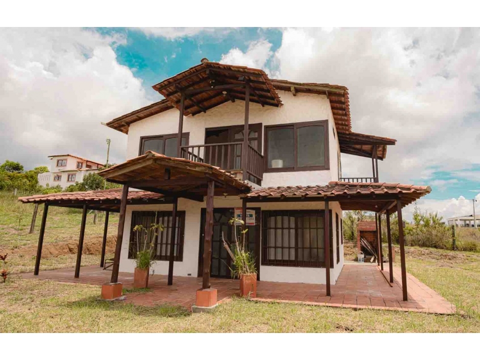 VENDO TERRENO CON CASA MESA DE LOS SANTOS - 2