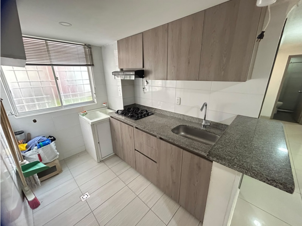 ARRIENDO APARTAMENTO TORRES DE RINCON DE GIRON — foto 4
