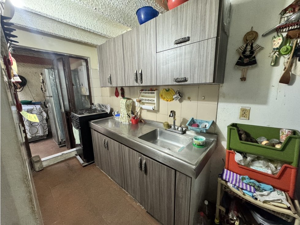 VENDEMOS CASA EN NOGALES / FLORIDABLANCA - 6