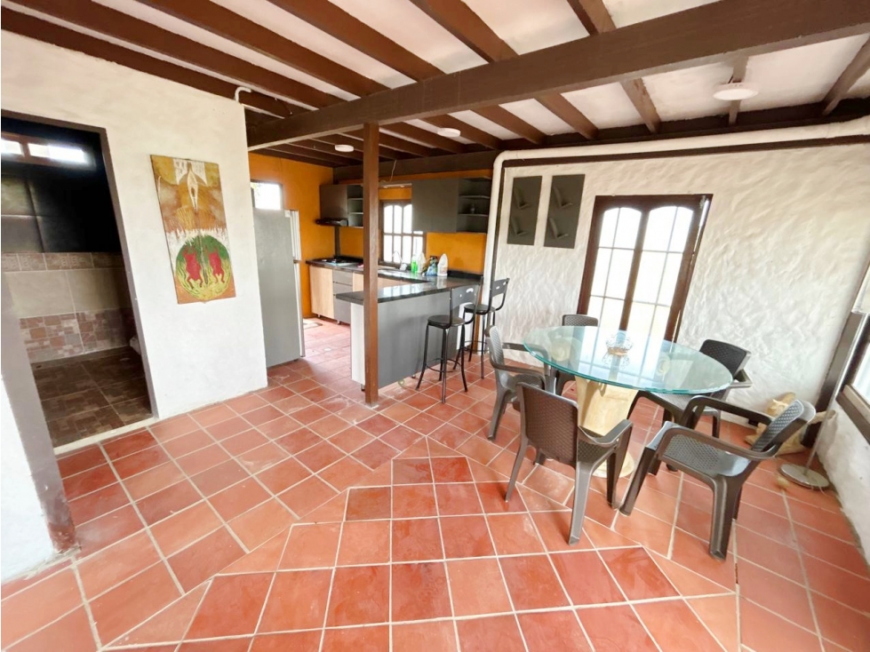 VENDO TERRENO CON CASA MESA DE LOS SANTOS - 1