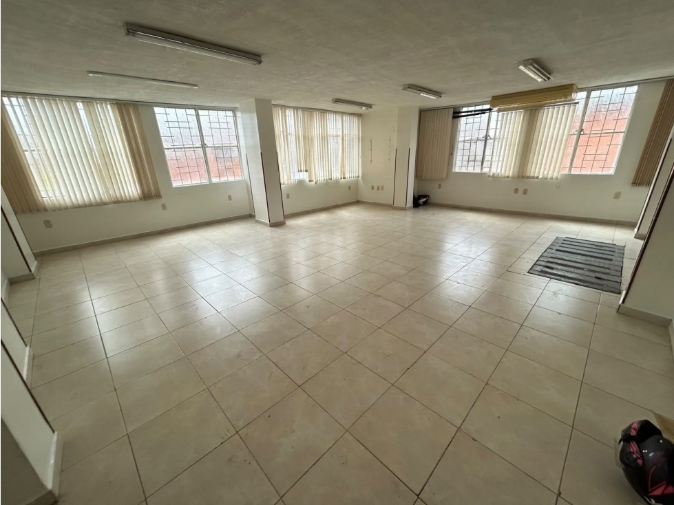 ARRENDAMOS OFINA 2 PISO CENTRO / BUCARAMANGA - 2