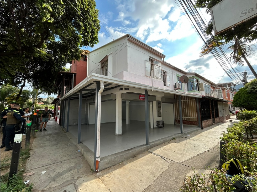 ARRENDAMOS LOCAL PORTAL CAMPESTRE 2 / GIRON - 1