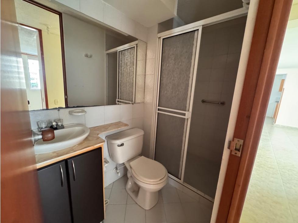 SE ARRIENDA APARTAMENTO / BALCONES DE LA COLINA - 5
