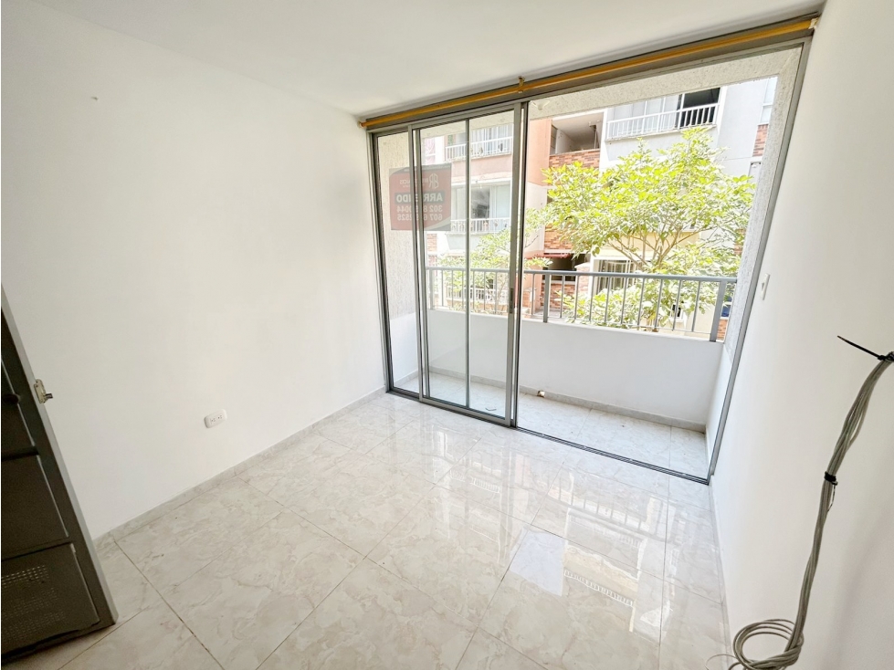 ARRENDAMOS APARTAMENTO GIRON / C.R. MONTEVERDI — foto 3