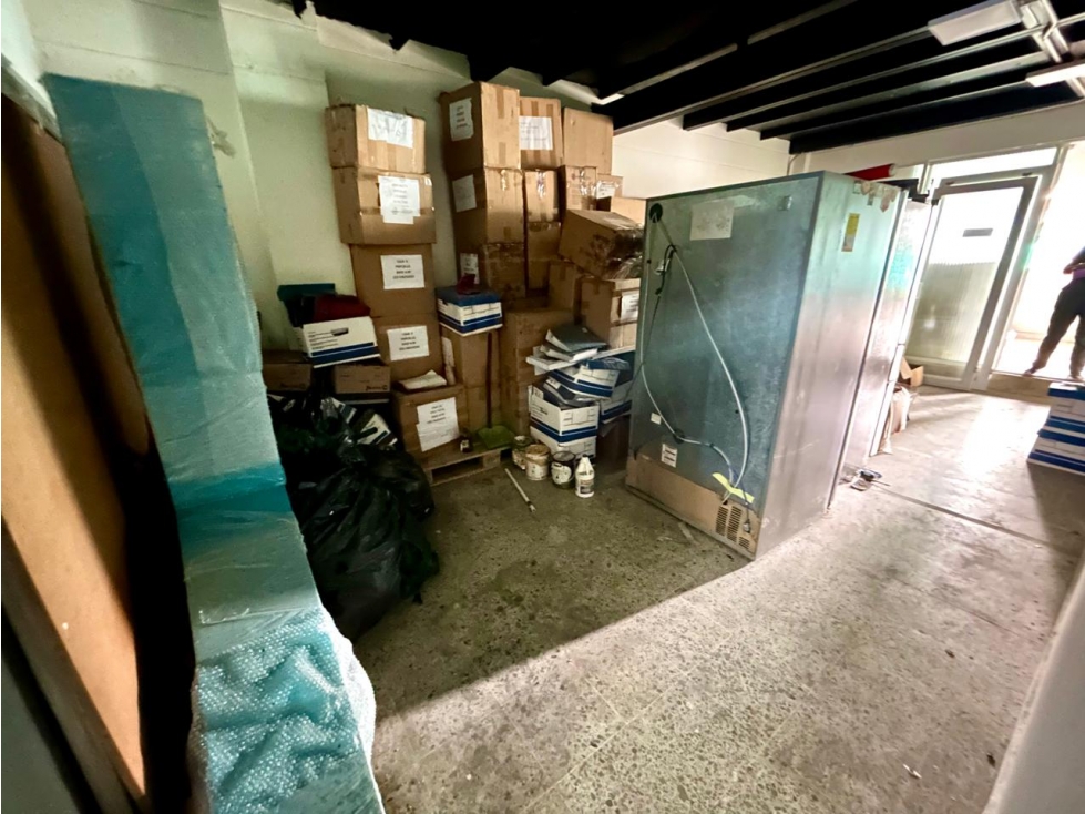 ARRENDAMOS BODEGA O LOCAL / AVENIDA GONZALEZ VALENCIA / BUCARAMANGA - 3