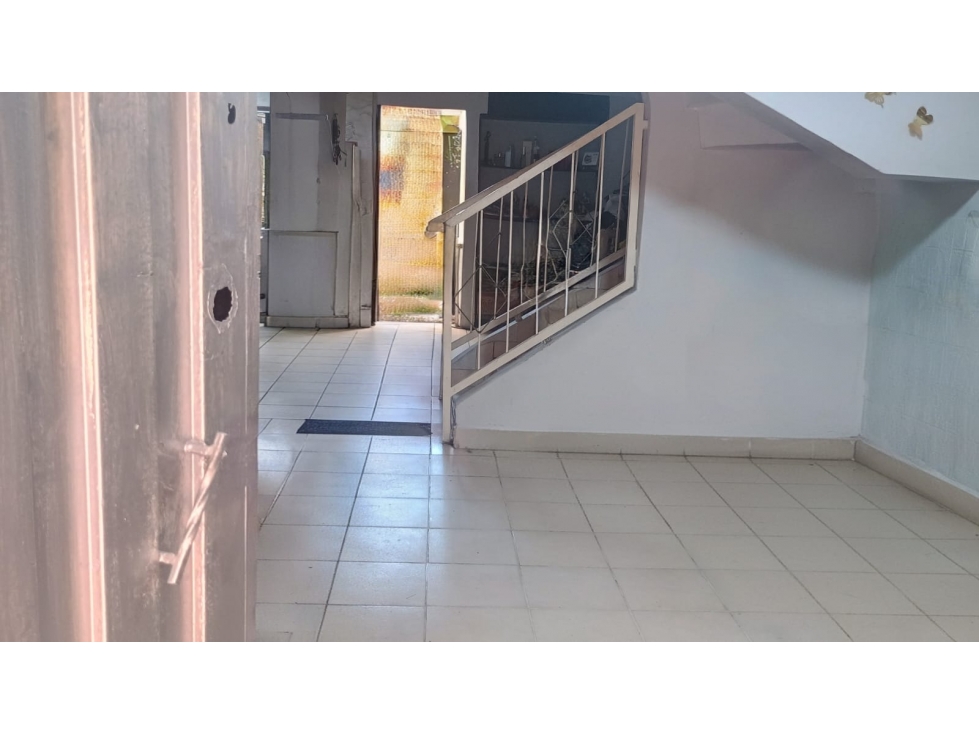 VENDEMOS CASA 2 PISOS - LAGOS 3 / FLORIDABLANCA — foto 4