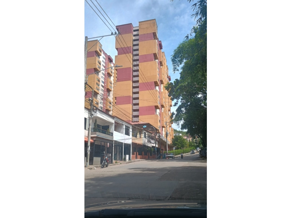 VENDEMOS APARTAMENTO TORRE ZAFIRO / PIEDECUESTA