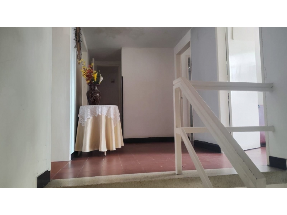 VENDEMOS CASA 2 PISOS - SAN ALONSO — foto 5