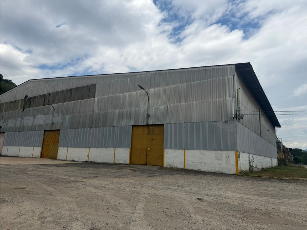 ARRENDAMOS BODEGA - PARQUE INDUSTRIAL 2 / GIRON - 1