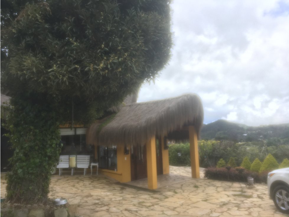 Vendo Casa Campestre con Casa Secundaria en el Hato k7 Vía la Calera