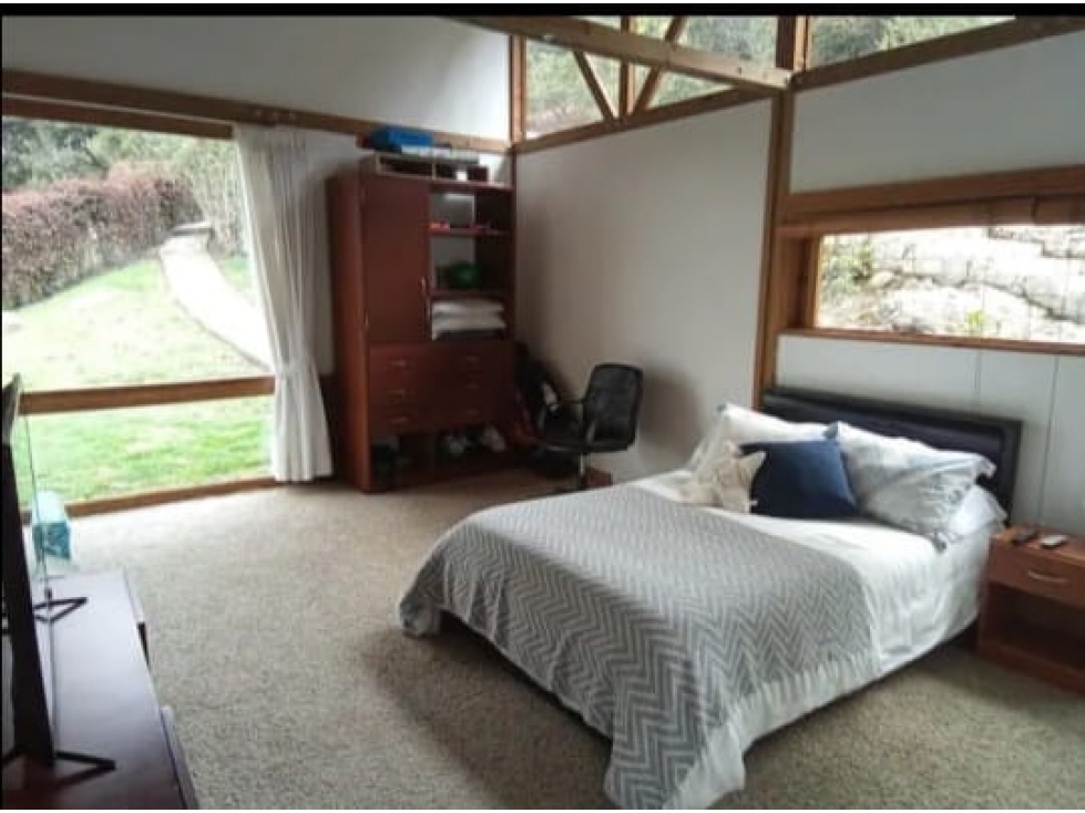 Vendo Hermosa Casa con buen lote en el hato k7 vía la Calera - 5