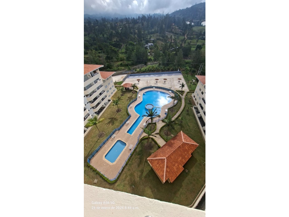 C.D. VENDO HERMOSO APARTAMENTO EN JENESANO 2H,2B,1P BALCÓN — foto 4