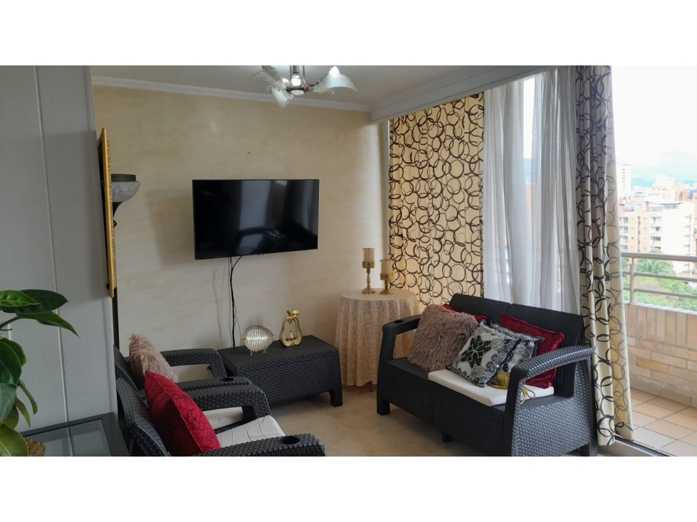 TRADICIONAL APARTAMENTO CERCA VIVA LAURELES — foto 3