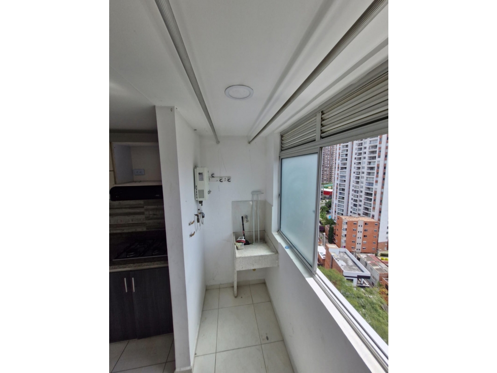 APARTAMENTO EN PRADOS DE SABANETA, CON UNA VISTA ESPACTACULAR — foto 6
