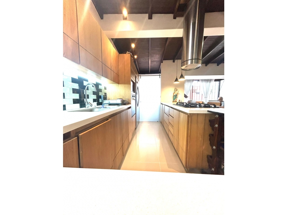 APARTAMENTO EN VENTA EN LOS COLORES — foto 2