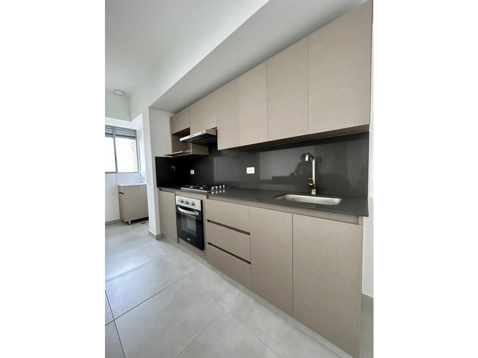 Apartamento cómodo y tranquilo en Envigado, a pasos de Viva — foto 2