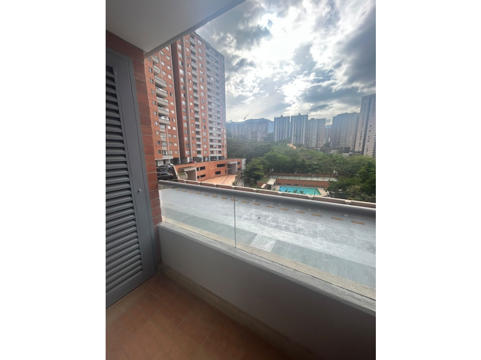 APARTAMENTO EN CESIÓN DE DERECHOS - SABANETA SECTOR TRAPICHE — foto 2