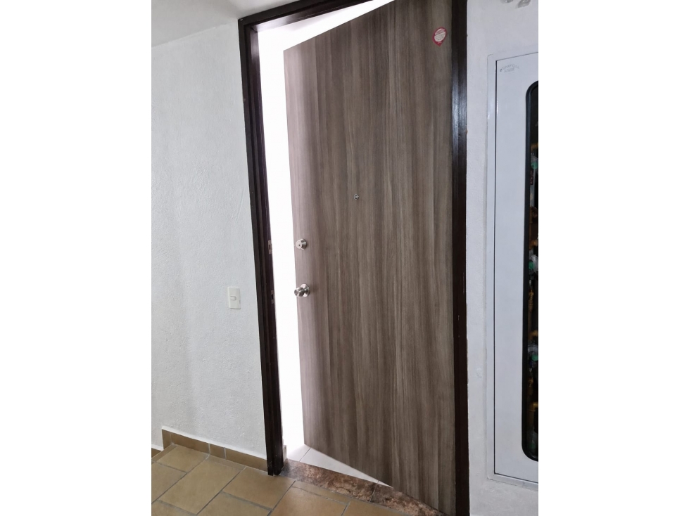 APARTAMENTO EN PRADOS DE SABANETA, CON UNA VISTA ESPACTACULAR — foto 2