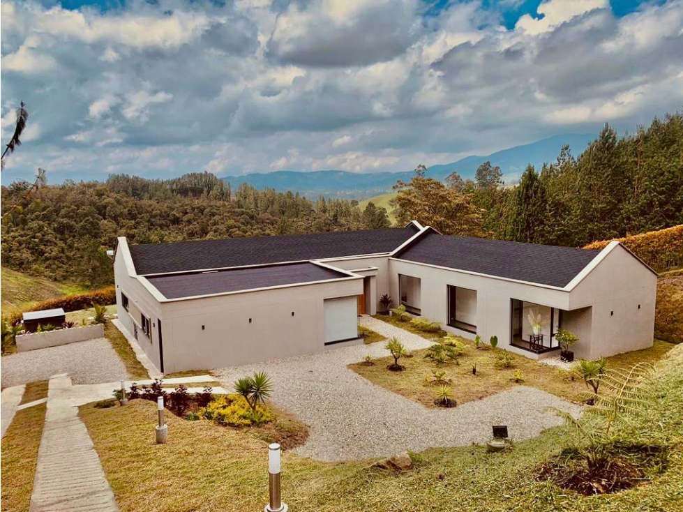 Venta de casa campestre de lujo, en parcelación - San Félix. — foto 2
