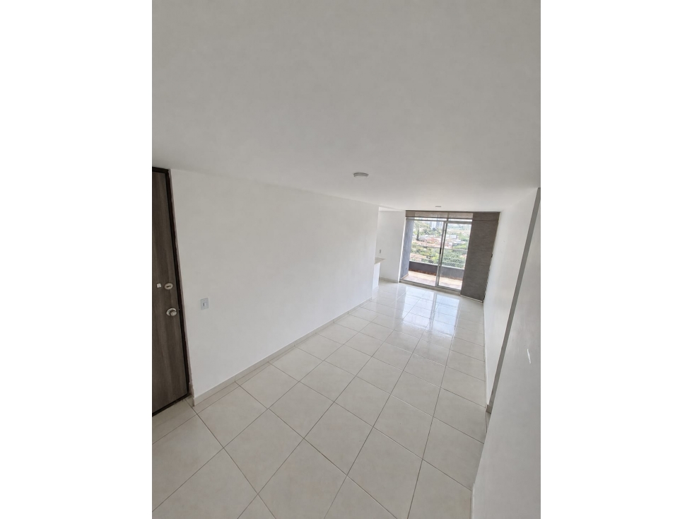 APARTAMENTO EN PRADOS DE SABANETA, CON UNA VISTA ESPACTACULAR — foto 3