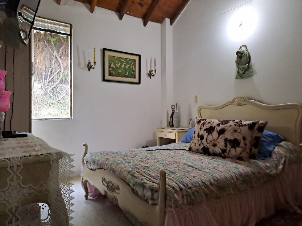 CASA UNIFAMILIAR CASTROPOL POBLADO — foto 2