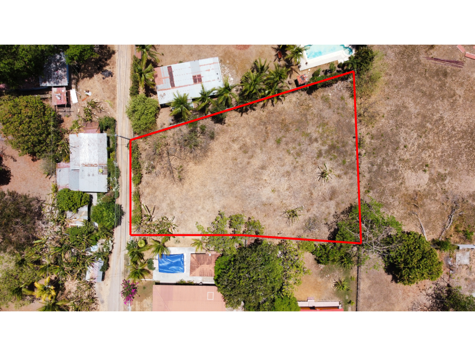 Terreno a pasos de la playa en Gorgona listo para construir