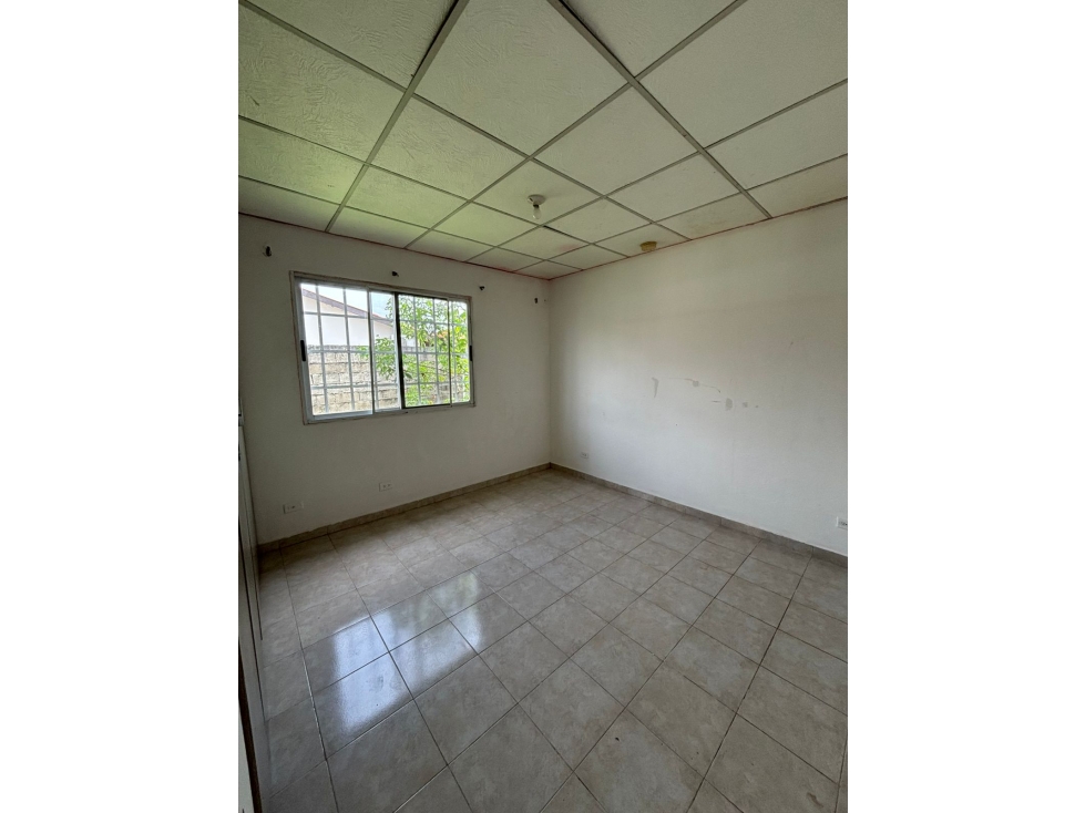 CASA EN ALQUILER Y VENTA HACIENDA SANTA FE - 4