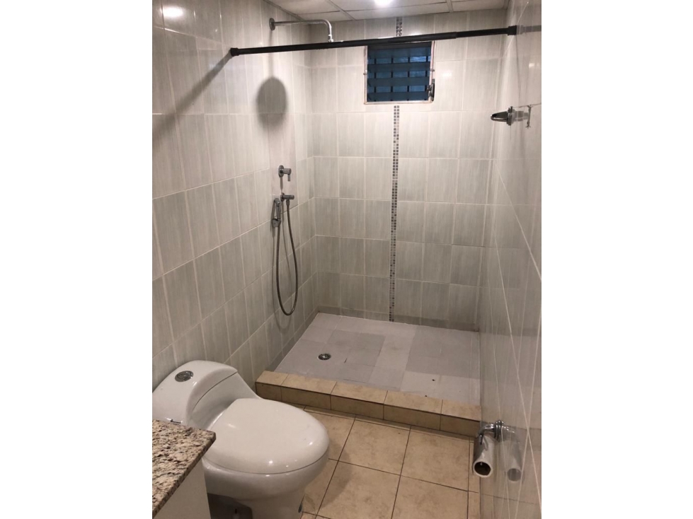 OPORTUNIDAD UNICA CASA EN VENTA VIA PRINCIPAL NEGOCIABLE — foto 4