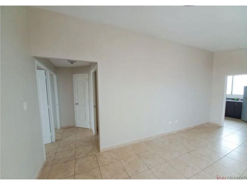 Casa en esquina - Brisas del Golf Arraiján 3R| 2B| 2P (negociable) — foto 4