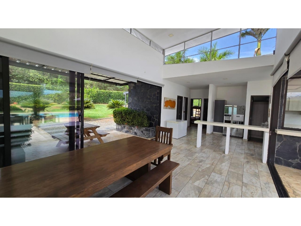 Venta Finca Moderna Santa Fe de Antioquia - Los Robles — foto 4