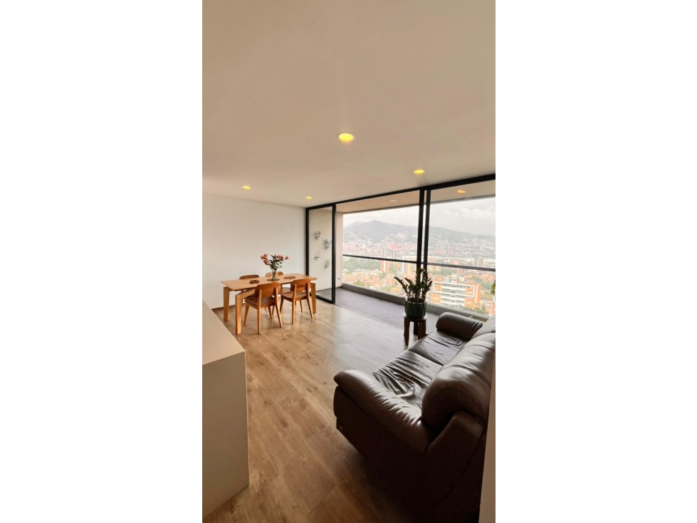 Venta Apartamento Envigado - El Trianón