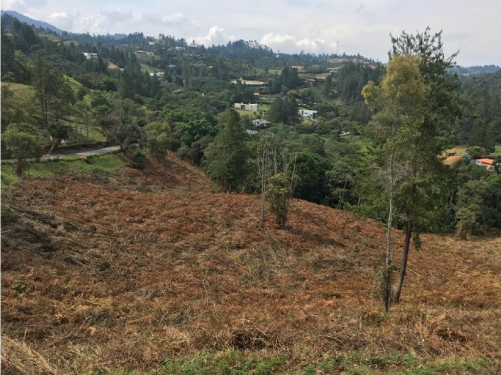 Lote Alto del Escobero — foto 2