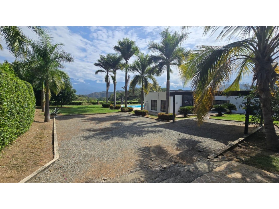 Venta Finca Moderna Santa Fe de Antioquia - Los Robles — foto 6
