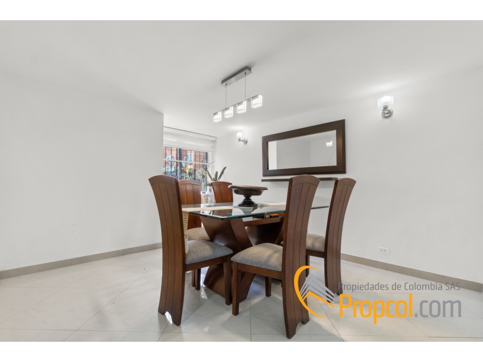 ARRIENDO EXCELENTE CASA REMODELADA RECREO DE LOS FRAILES — foto 4