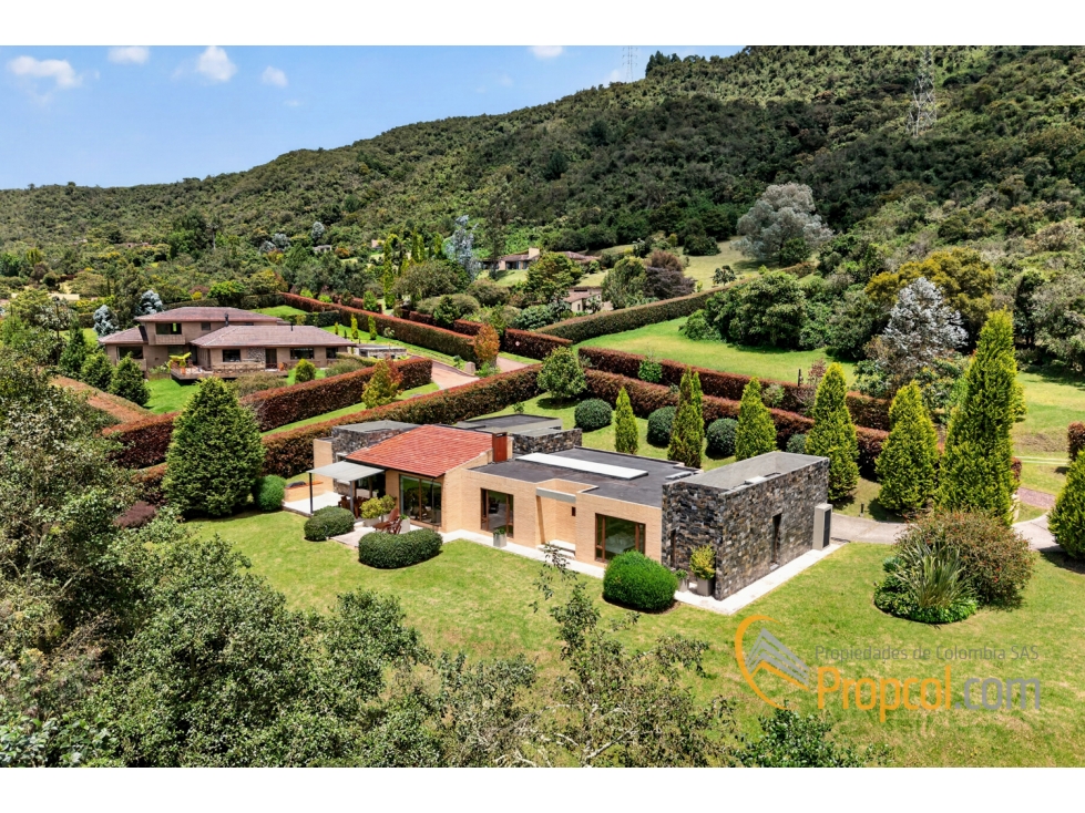 VENTA - CASA HACIENDA LA SELVA - SOPO